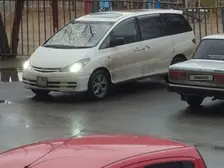Toyota Estima, 2002