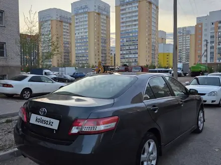 Toyota Camry 2011 года за 6 500 000 тг. в Астана – фото 4