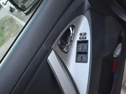 Toyota Camry 2011 года за 6 500 000 тг. в Астана – фото 9
