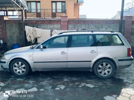 Volkswagen Passat 2001 года за 3 500 000 тг. в Тараз – фото 4