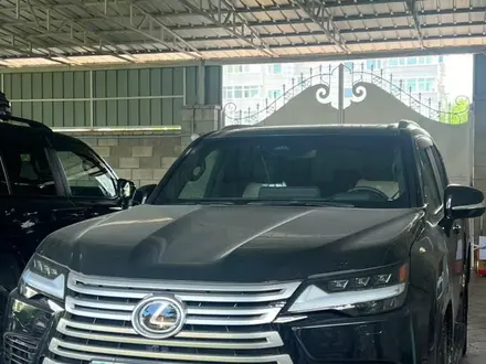 Lexus LX 600 2025 года за 89 500 000 тг. в Алматы – фото 3