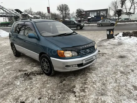 Toyota Ipsum 1999 года за 4 000 000 тг. в Алматы – фото 8