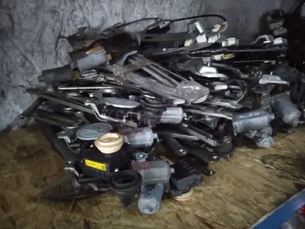 Стеклоподъёмник за 12 000 тг. в Караганда