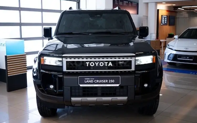Toyota Land Cruiser Prado Comfort+ 2025 года за 30 490 000 тг. в Уральск