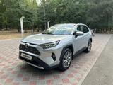 Toyota RAV4 2019 года за 14 500 000 тг. в Тараз – фото 2