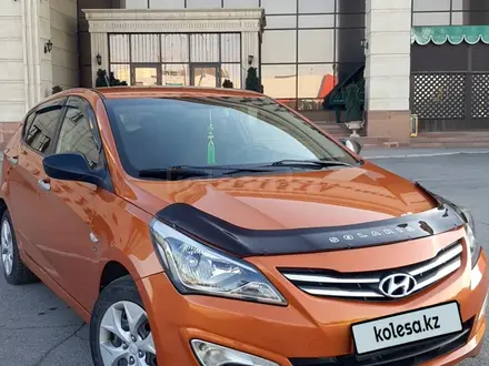 Hyundai Accent 2015 года за 5 590 000 тг. в Караганда – фото 2