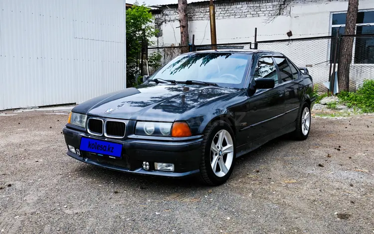 BMW 325 1993 годаүшін990 000 тг. в Павлодар