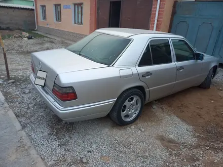 Mercedes-Benz E 280 1993 года за 2 000 000 тг. в Шымкент – фото 2