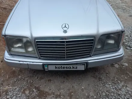 Mercedes-Benz E 280 1993 года за 2 000 000 тг. в Шымкент – фото 3