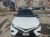 Toyota Camry 2018 года за 12 500 000 тг. в Алматы – фото 4