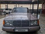 Mercedes-Benz E 200 1993 года за 1 500 000 тг. в Шымкент