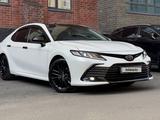 Toyota Camry 2023 года за 17 500 000 тг. в Караганда