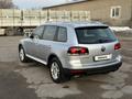 Volkswagen Touareg 2007 годаfor7 950 000 тг. в Алматы – фото 9