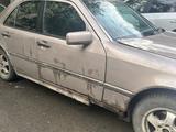 Mercedes-Benz C 180 1994 года за 900 000 тг. в Щучинск – фото 3