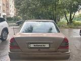 Mercedes-Benz C 180 1994 года за 900 000 тг. в Щучинск – фото 4
