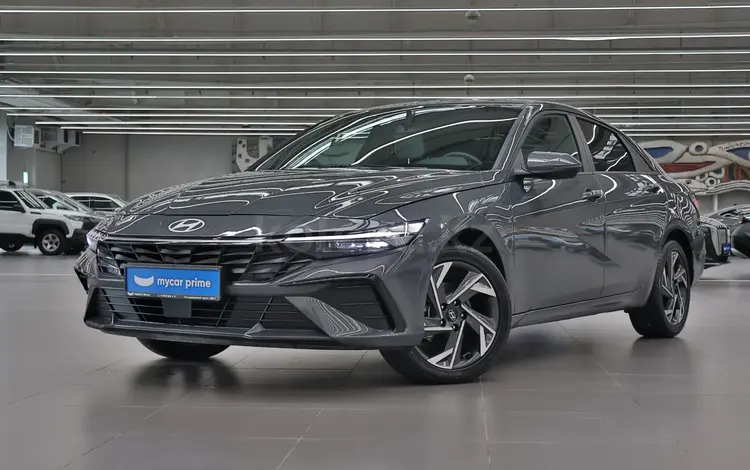 Hyundai Elantra Luxe 2024 года за 10 890 000 тг. в Алматы