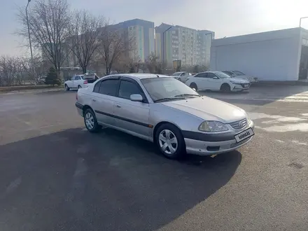 Toyota Avensis 2001 года за 2 300 000 тг. в Алматы – фото 4