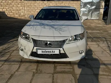 Lexus ES 250 2012 года за 12 500 000 тг. в Жанаозен