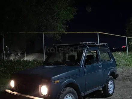 ВАЗ (Lada) Lada 2121 1999 года за 850 000 тг. в Алматы – фото 2