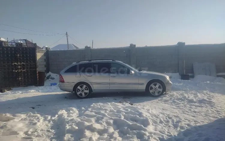 Mercedes-Benz C 180 2003 года за 3 400 000 тг. в Алматы