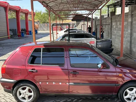 Volkswagen Golf 1994 года за 1 550 000 тг. в Шамалган – фото 3