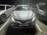 Toyota Camry 2018 года за 14 400 000 тг. в Алматы – фото 3