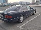 Mercedes-Benz E 230 1996 года за 1 700 000 тг. в Талдыкорган – фото 2