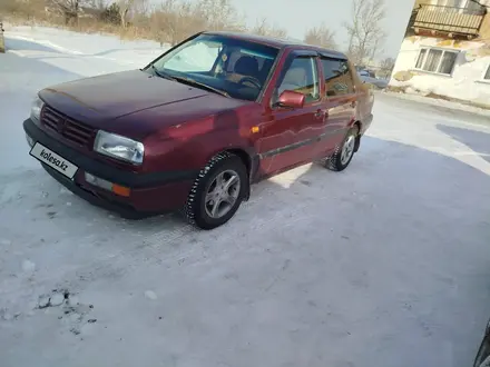 Volkswagen Vento 1993 года за 1 550 000 тг. в Астана – фото 4