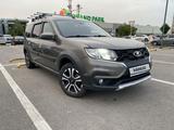 ВАЗ (Lada) Largus Cross 2022 года за 6 400 000 тг. в Алматы