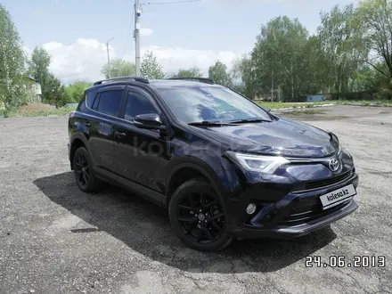 Toyota RAV4 2019 года за 12 500 000 тг. в Усть-Каменогорск