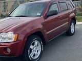 Jeep Grand Cherokee 2008 года за 7 000 000 тг. в Атырау – фото 2