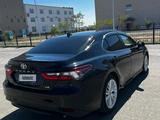 Toyota Camry 2021 года за 11 000 000 тг. в Кульсары – фото 3
