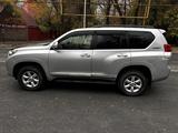 Toyota Land Cruiser Prado 2011 года за 13 800 000 тг. в Шымкент – фото 3