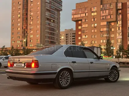 BMW 520 1994 года за 2 900 000 тг. в Астана – фото 2