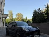 Porsche Cayenne 2020 года за 32 000 000 тг. в Алматы