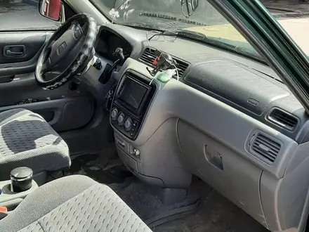 Honda CR-V 2000 года за 3 500 000 тг. в Тараз – фото 9