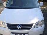 Volkswagen Caddy 2009 годаfor7 100 000 тг. в Уральск