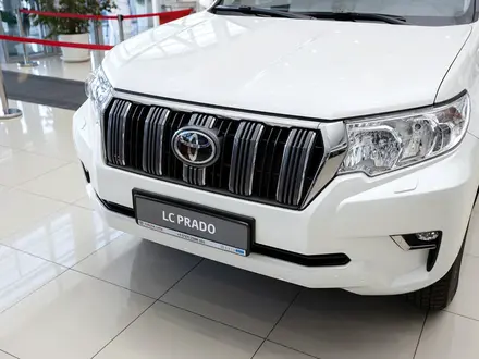 Toyota Land Cruiser Prado Comfort 2023 года за 28 330 000 тг. в Алматы – фото 2