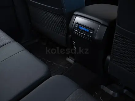 Toyota Land Cruiser Prado Comfort 2023 года за 28 330 000 тг. в Алматы – фото 26