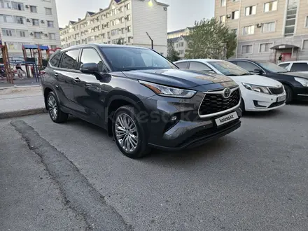 Toyota Highlander 2020 года за 22 500 000 тг. в Актау – фото 3