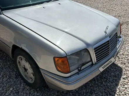 Mercedes-Benz E 220 1994 года за 2 000 000 тг. в Алматы – фото 11