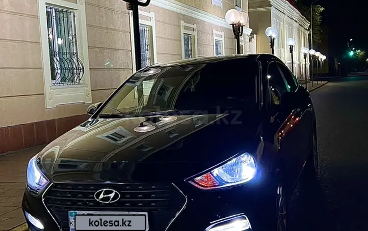 Hyundai Accent 2017 года за 7 000 000 тг. в Уральск