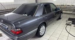 Mercedes-Benz E 320 1994 годаүшін2 500 000 тг. в Караганда – фото 4