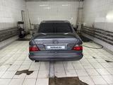 Mercedes-Benz E 320 1994 года за 2 500 000 тг. в Караганда – фото 5