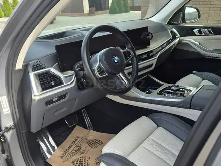 BMW X7 2022 года за 77 000 000 тг. в Астана – фото 11