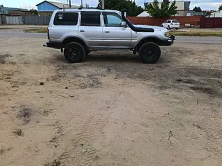 Toyota Land Cruiser, 1995