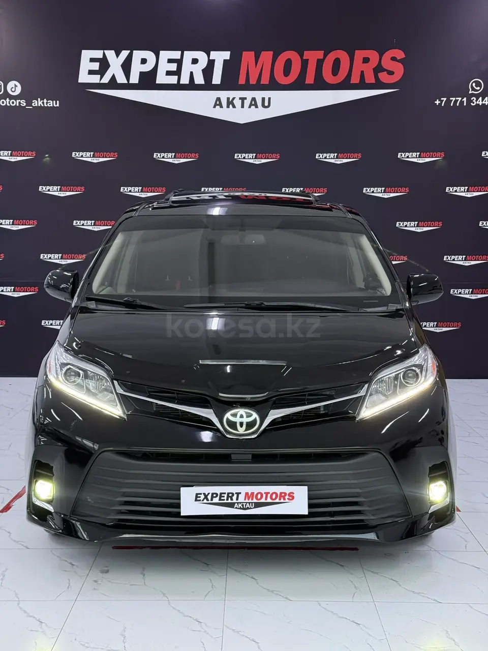 Toyota Sienna, 2016
