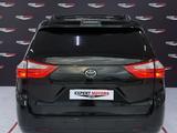 Toyota Sienna 2016 года за 9 500 000 тг. в Актау – фото 2