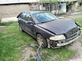 Audi A4 1997 года за 1 000 000 тг. в Алматы – фото 4