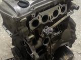 Двигатель на Toyota Camry 2az-fe за 200 000 тг. в Актобе – фото 2